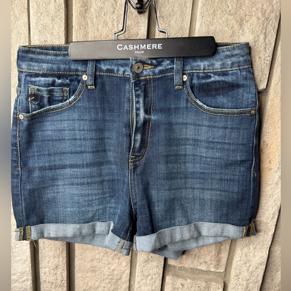 Kancan Size Medium Jean shorts. Worn Once.